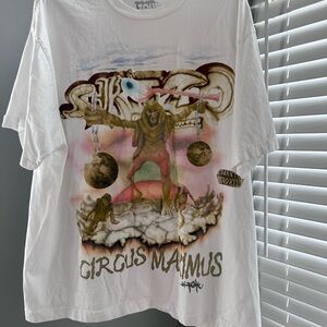 White 'Circus Maximus' Graphic Tee